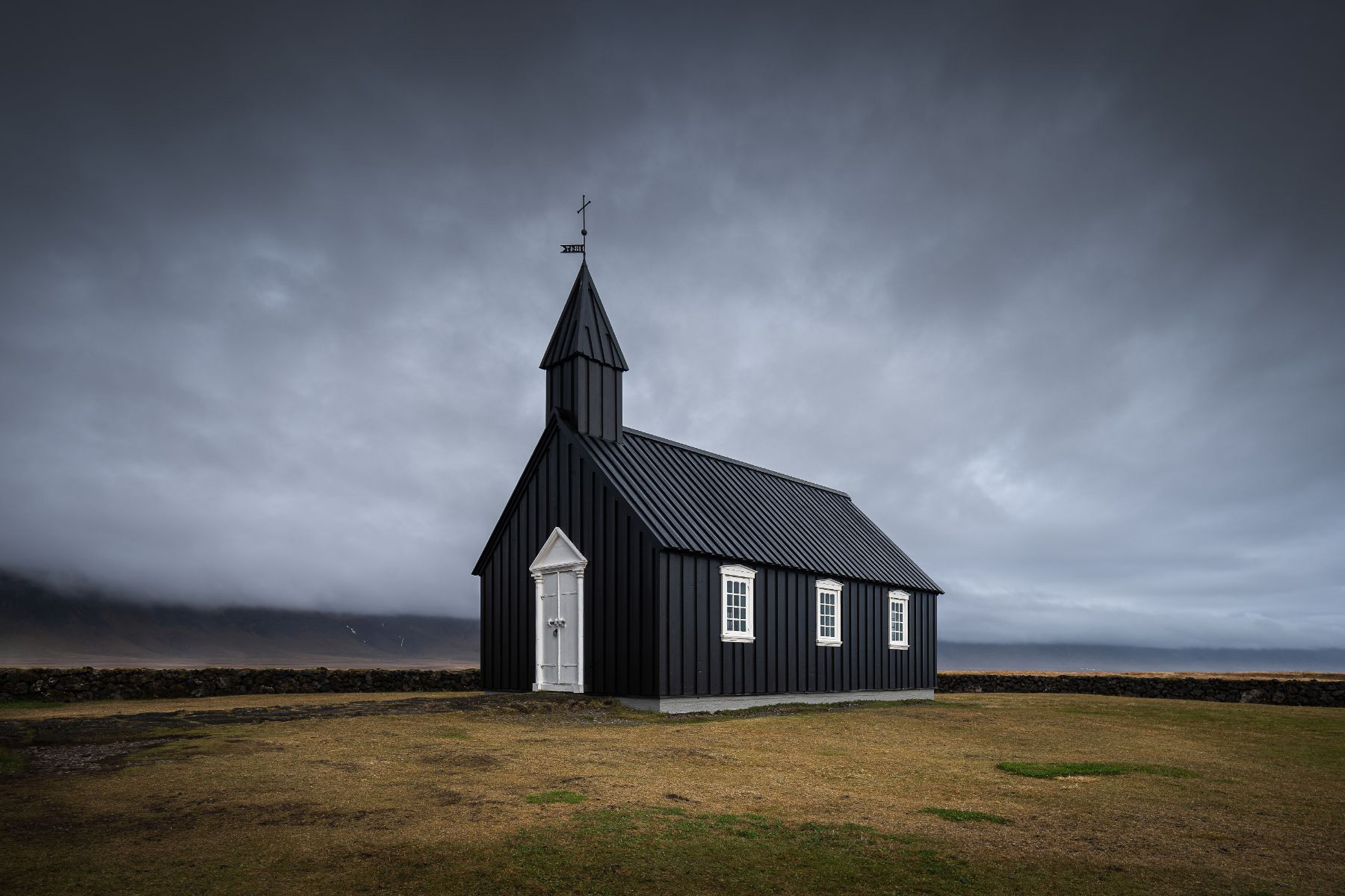 Black Church Budir
