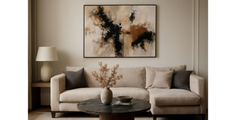 Luxe inrichting woonkamer: stijlvolle kunst als finishing touch